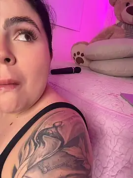 MaiahDolls - show cream in ass