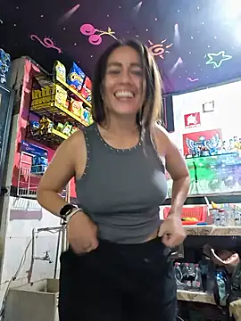 Nanybaker95 - Go to the bathroom show ass🍑🔥😈