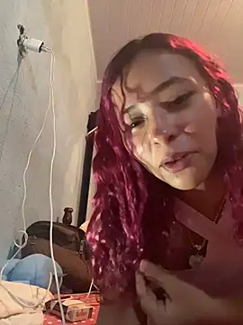 Littlehoney00 - Bem gostosa com consolo 🤤