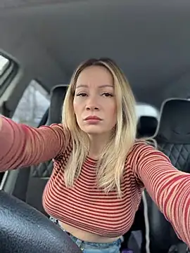 LavenderHot - Masturbated pussy