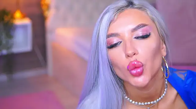 Juicy_Jessye - finger my asshole