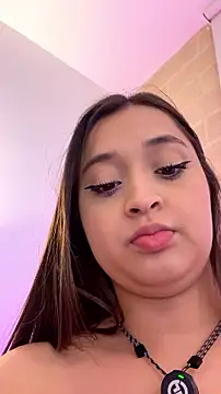 MiaKitthy - Sensual twerking with oiled ass