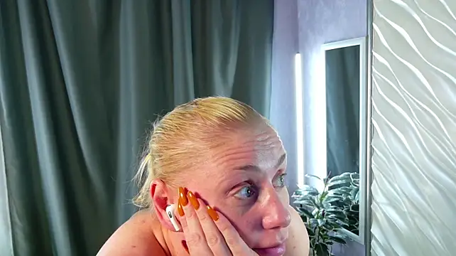 AlexiaWonder - toyyy in pussy