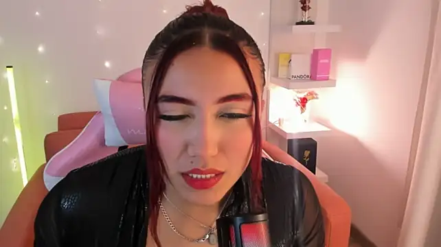 Anto_bigass1 - droll saliva