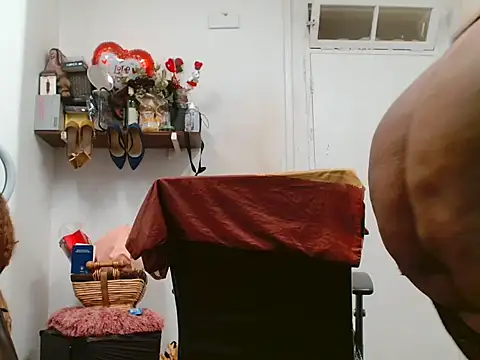 XTALLSEXYBUMx - PLEASE HELP ME PAY RENT