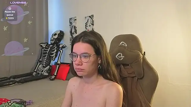 Jessica-Adams - punish my sexy ass in doggy pose<3