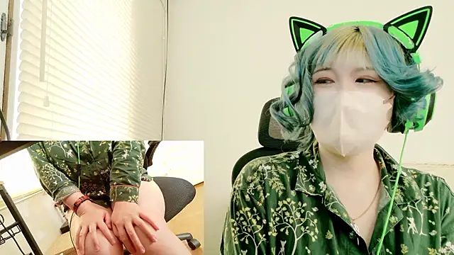 Hazuki_8008 - コスプレ生着替え✨