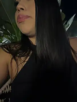 SofiaWildee - Spank my pussy