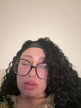 Queenlo_xxx - gagne 2 vidéos très HARD🔥