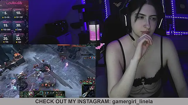 Gamergirl-Linela - LT Gets Shower Video
