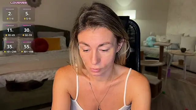 DannaEvan - naked tits tease with oil
