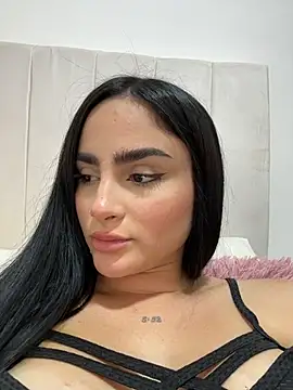 SierraGrec - Ride a dildo
