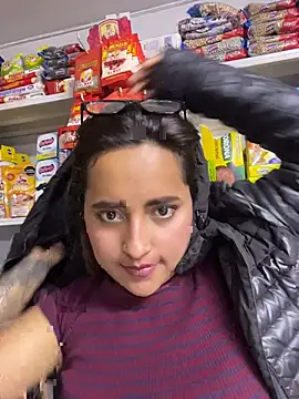 NaraAndNyla - Kiss hot lesbian i🍒