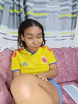 Paola_perez2007 - desnudo total con metida de dedos