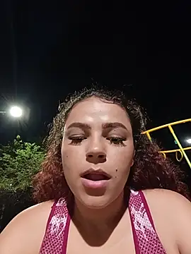 Mommy-Hot - Strange Touch my Tits In Park Public
