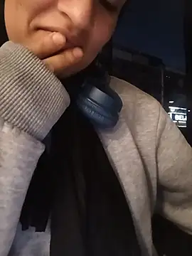 MisyonerNur - Dışarıda göğüslerini aç 😅