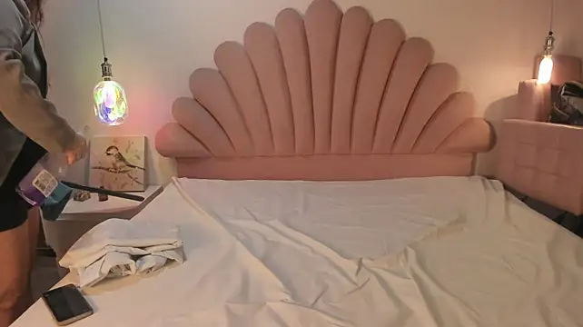 SabrinaVantress - Twerking x1min 🍑🍑
