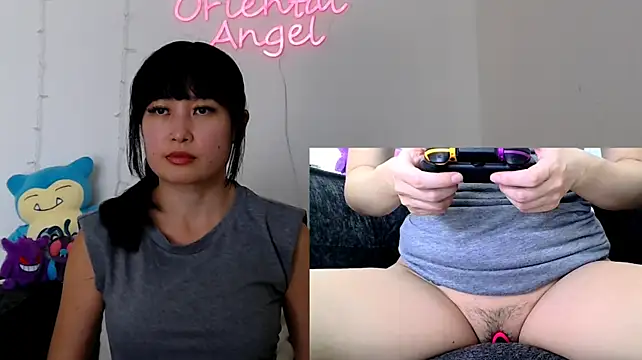 OrientalAngel - Boobs out 10 mins 🍒