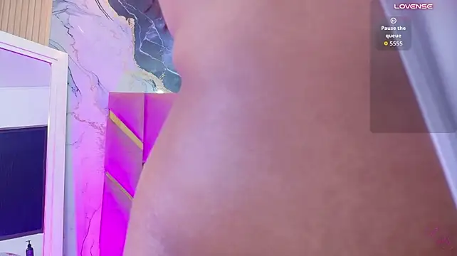 Softlatinaa - RUB ASSHOLE + GAPE🍑