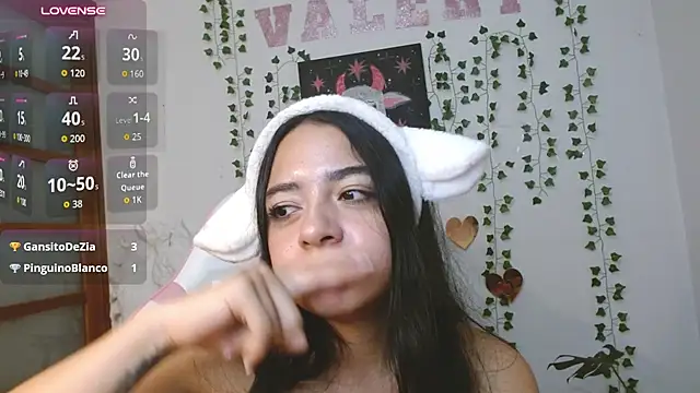 Hellokitty__valery - squirt and ride dildo