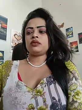 Pinky-2 - Oiling My Sexy Pussy Hole