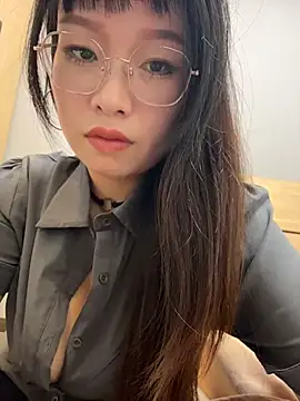Xianyu-ss - 挑战任务：想办法 让表哥 摸自己胸，不是剧情