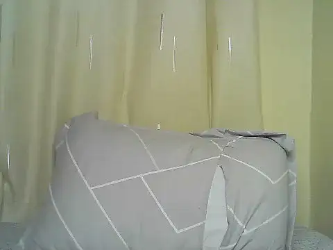 Curvy_princess1 - help me raise my tution fee