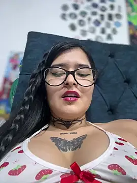 DXLatinJapponesseDX - 2 finger in my pussy