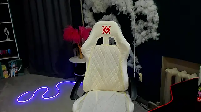 Irma_s - show boobs and show pussy 5 min