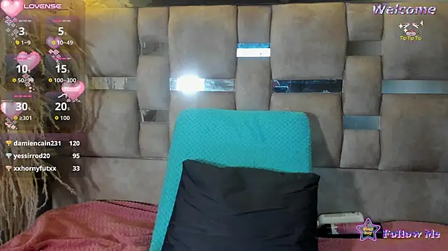Danielaa_a - show and slap ass