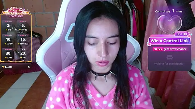 Maggie_Fox3 - SHOW CUM