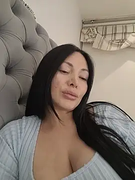 _monicab - Show boobs