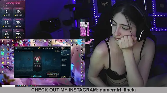 Gamergirl-Linela - LT Gets Shower Video