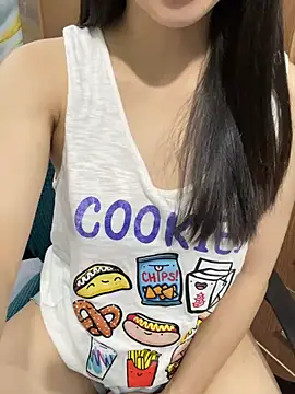 Sbdcjw_surimmmo1037 - Make the baby happy.