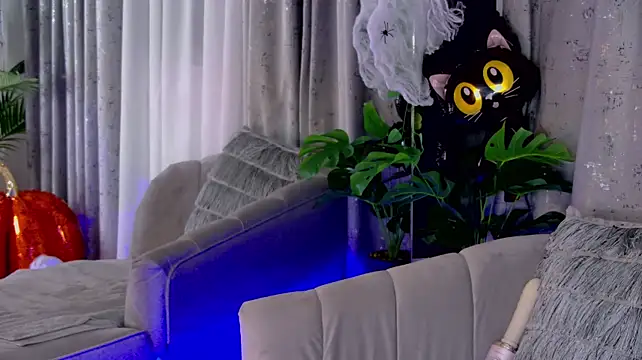 IsabelleEthan - Doggy spank 5 time