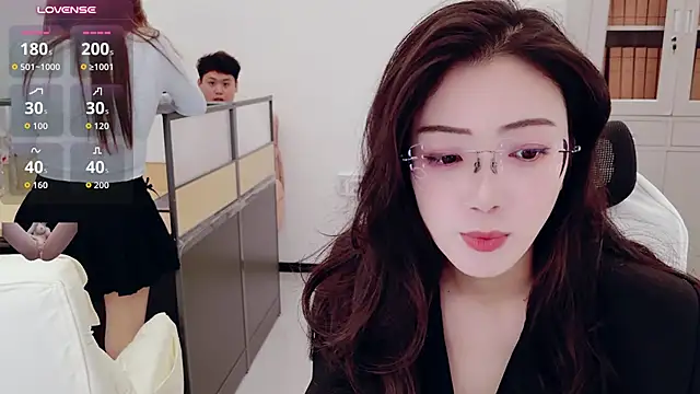 Yangyang-777 - 🎀转盘和菜单已全面更新与升级，有兴趣的哥哥可以多多参与体验一下哦！