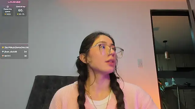 Emmadiaz1 - Plug + oily ass