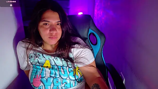 Karlathompson1 - make me wet