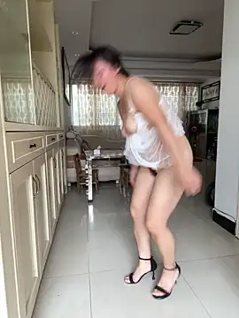 Huanhuan0188 - 达成目标🎯 假肉棒女上位抽插一分钟