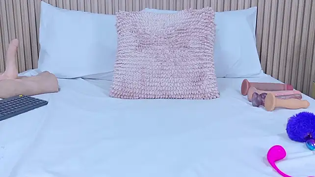 Sophie_Vega - FUCK PUSSY WITH FINGERS 😈🥵