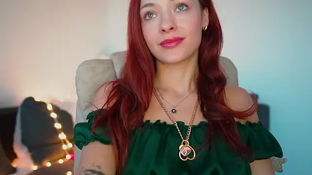 MiaRouge - PUSSY PLAY