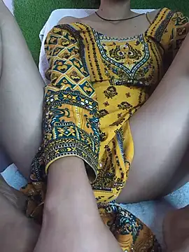 Aidakhan1212 - 2 finger in ass 1 mint