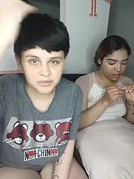 Valkiria_and_Sam - Dildo in pussy valkiria