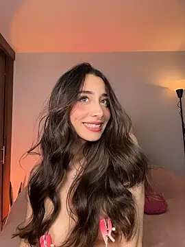 Hottiecattiee - Flash tits + nipple pinching 👅😈