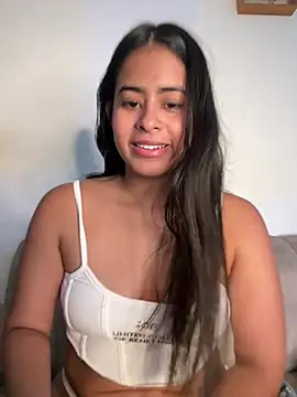 Lucirganaxxx - oil on the breast