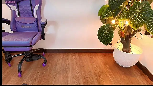 Mila_Lune1 - COMPLETE NAKED