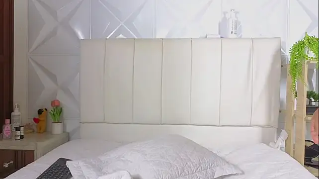 Emily_and_Sebastiannn - fuck naked doggy 🍑