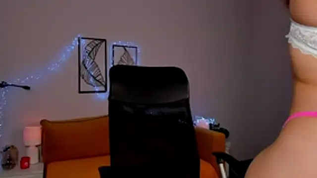 Judy_Miles - suck nipples