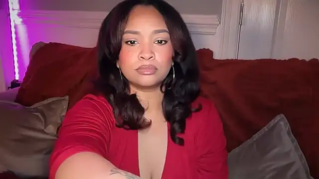 SashaEstrella - lush ON