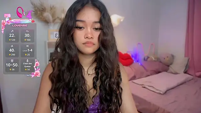Roxxy_Bloom - SHOW ASS